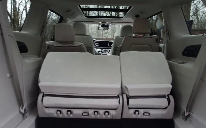 minivan fold seat