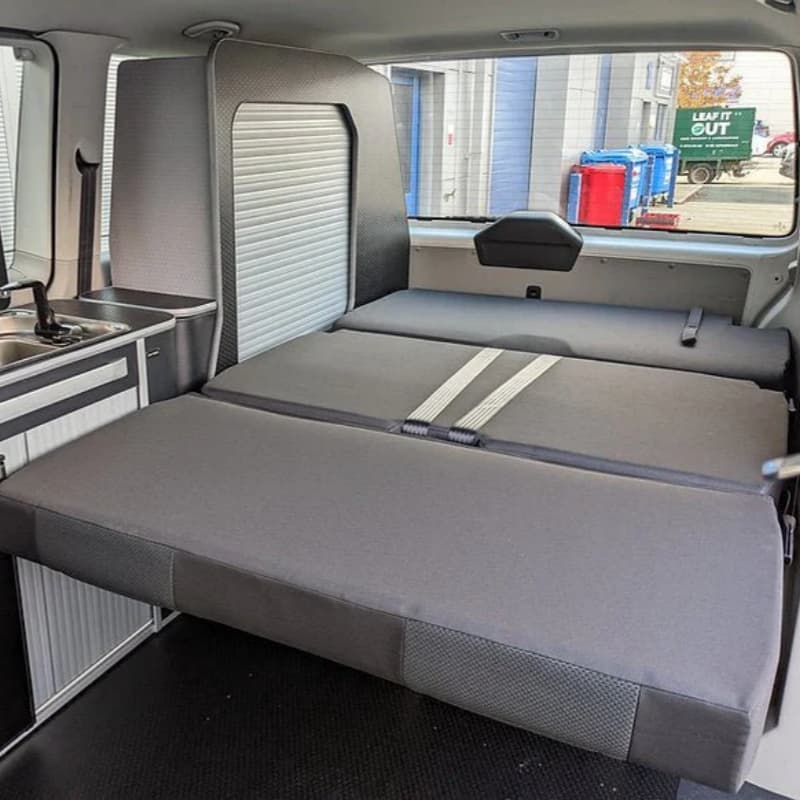 M1 Triple RIB Seat